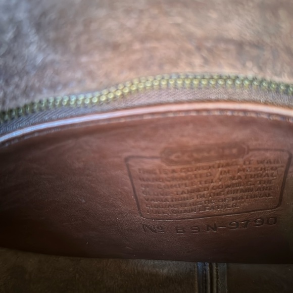 COACH Vintage City Bag 9790 Crossbody Mahogany Brown handcrafted in México - Picture 15 of 15